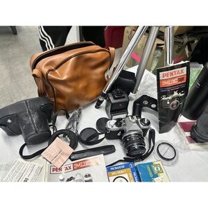 Pentax Silver and Black Digital Camera with Advanced Features set